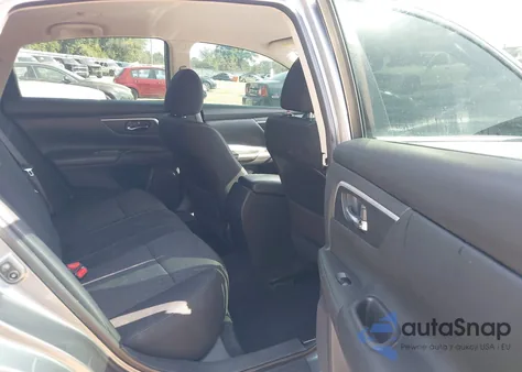 2018 Nissan Altima 2.5 Sv z USA, uszkodzony, nr VIN 1N4AL3AP5JC261865